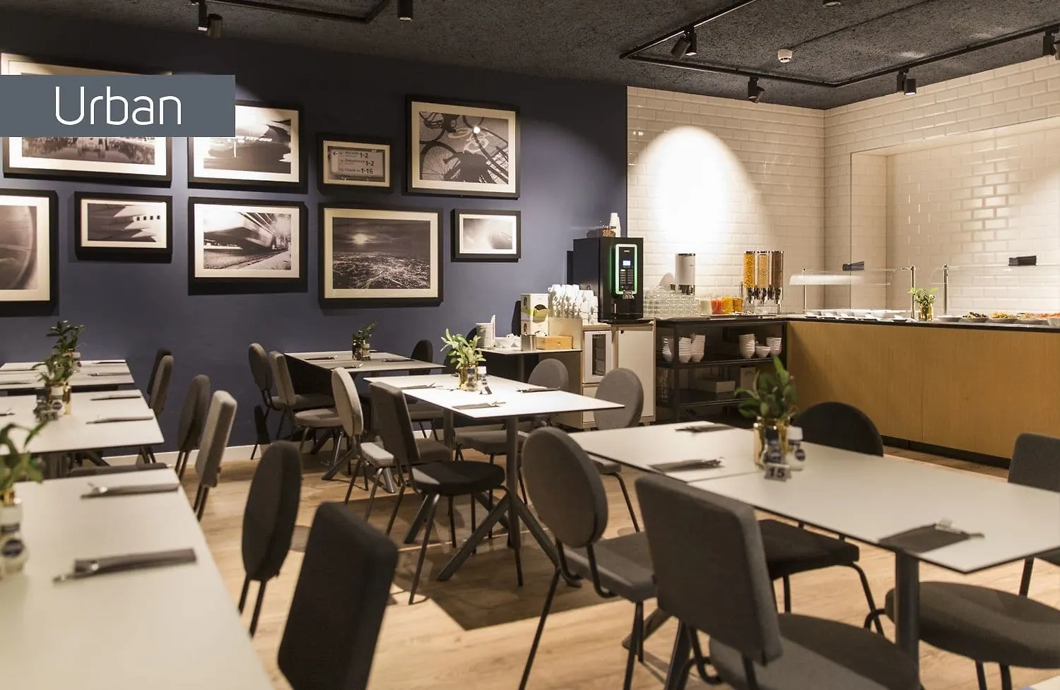Corendon Urban Amsterdam Schiphol Airport Hotel 巴特霍芬多普 4*,