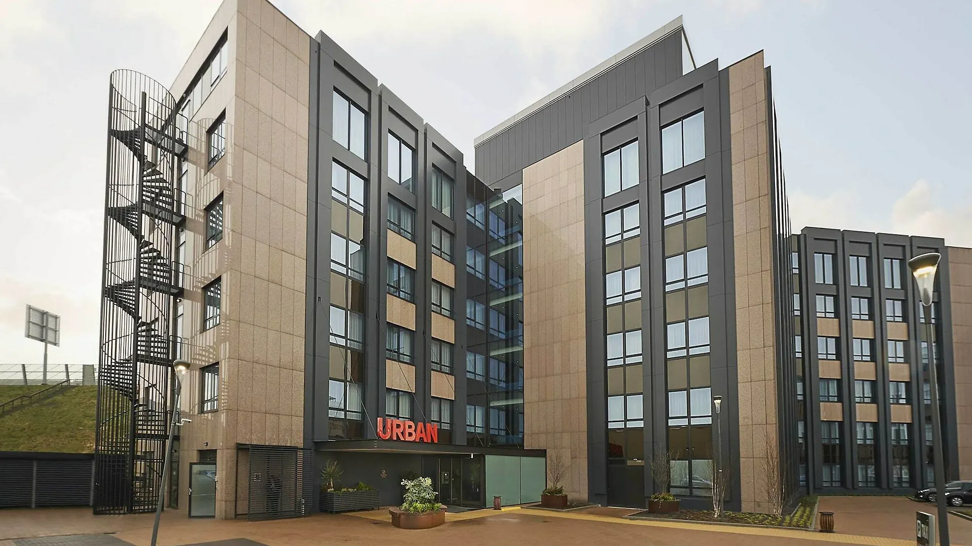 Corendon Urban Amsterdam Schiphol Airport Hotel 巴特霍芬多普